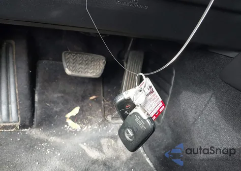 2010 Lexus Ls 460 z USA, uszkodzony, nr VIN JTHCL5EF8A5008297